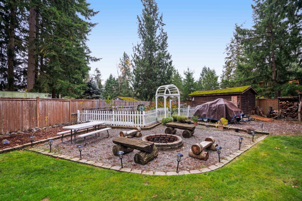 backyard oasis in bonney lake